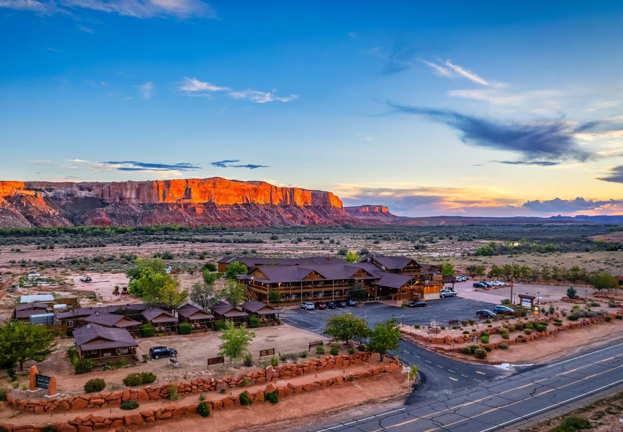 DESERT ROSE RESORT & CABINS 3⋆ ::: UT, UNITED STATES ::: COMPARE HOTEL RATES